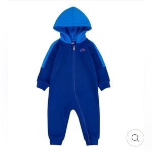 NIKE RISE HOODED COVERALL. 3 Months old baby.